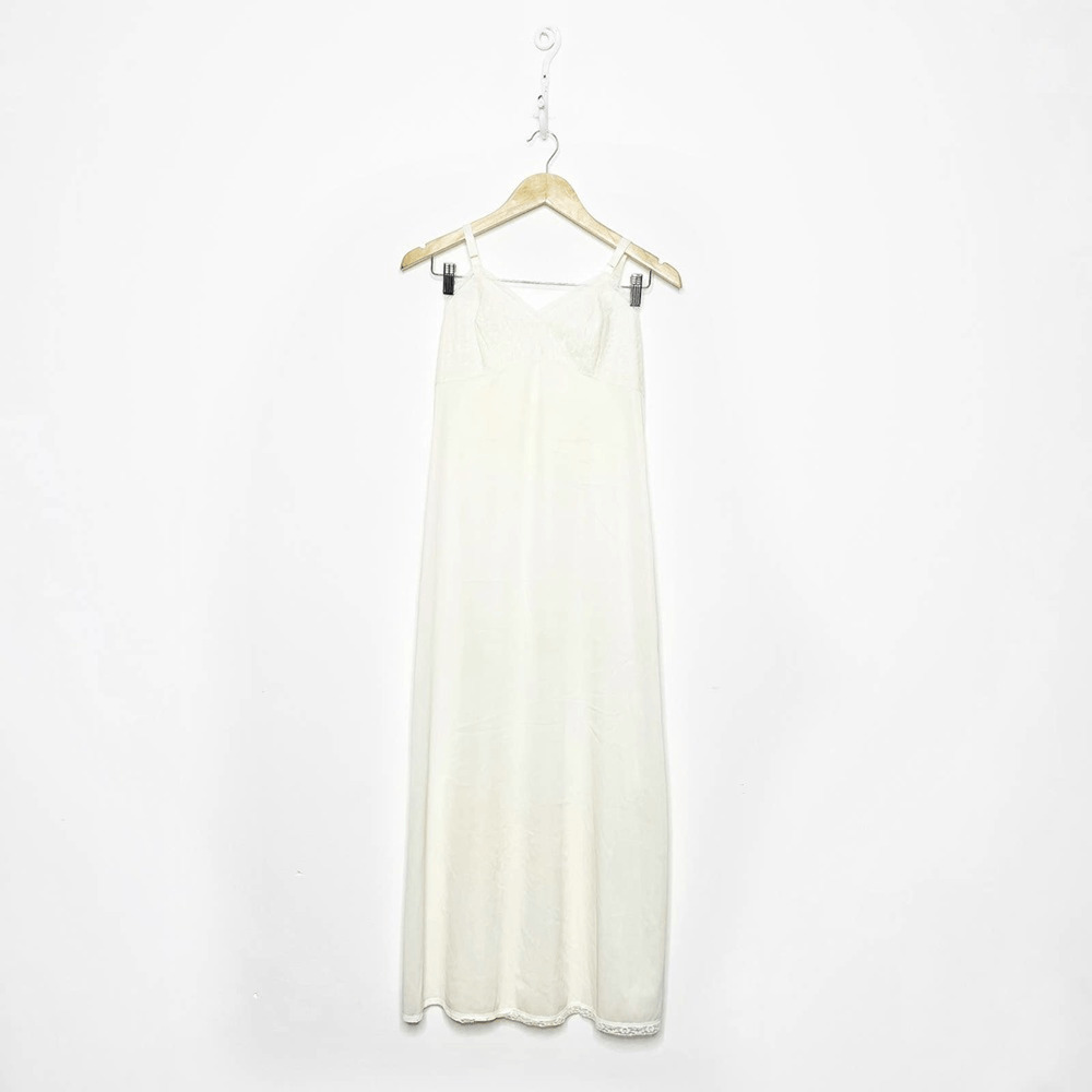 Vintage 60s SEARS The Doesn't Slip Nylon Anti cling White Full Slip Lingerie 36